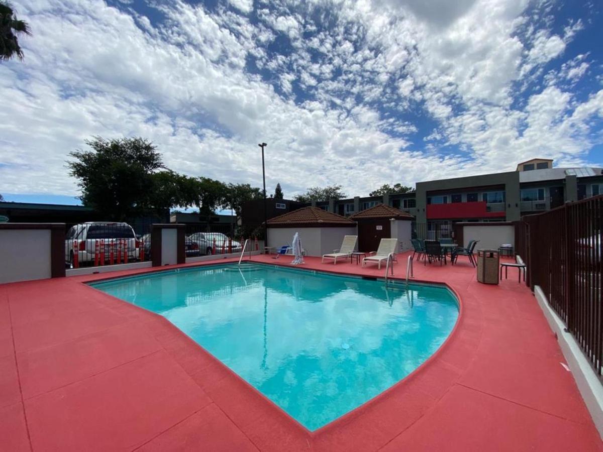 University Inn Chico